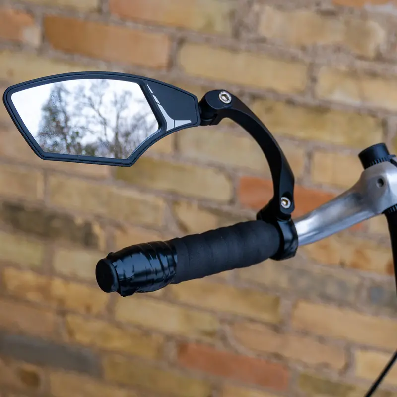 Wide-Angle Adjustable Rearview Mirror For Enhanced Visibility 1